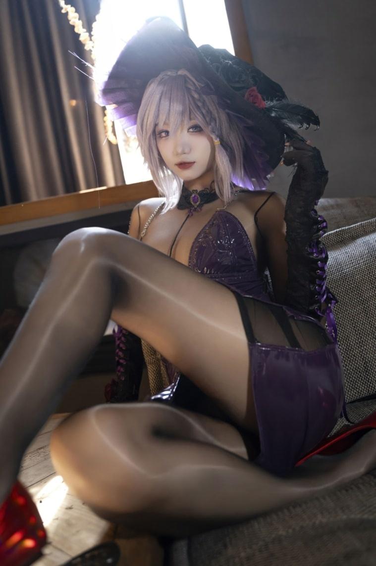 柒柒要乖哦 – 魔女契约-让人受不了