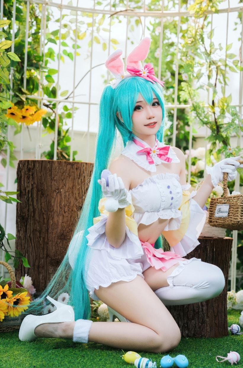焖焖碳 初音未来复活节兔子-性感美女