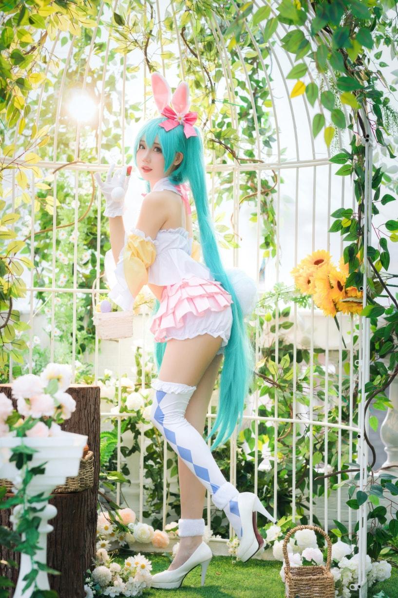 焖焖碳 初音未来复活节兔子-性感美女